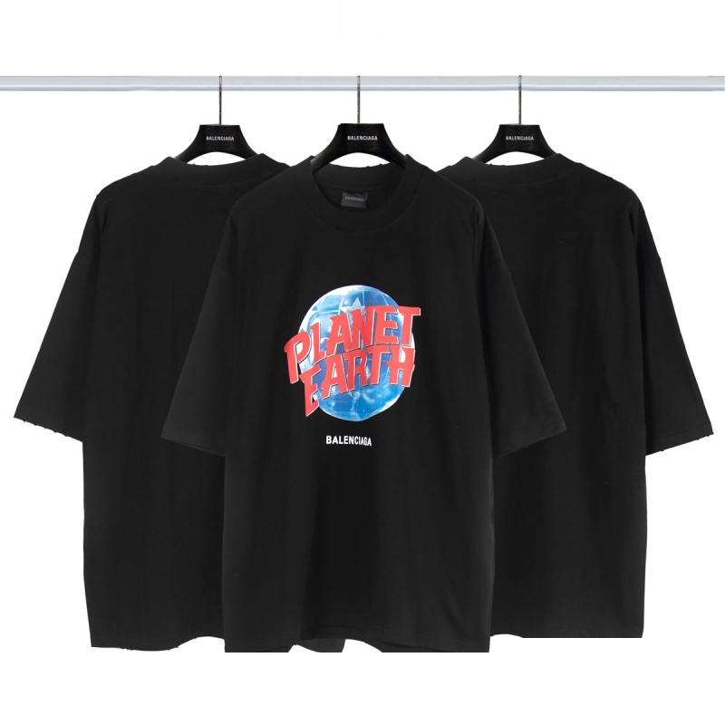 Ba*len*cia*ga t-shirts